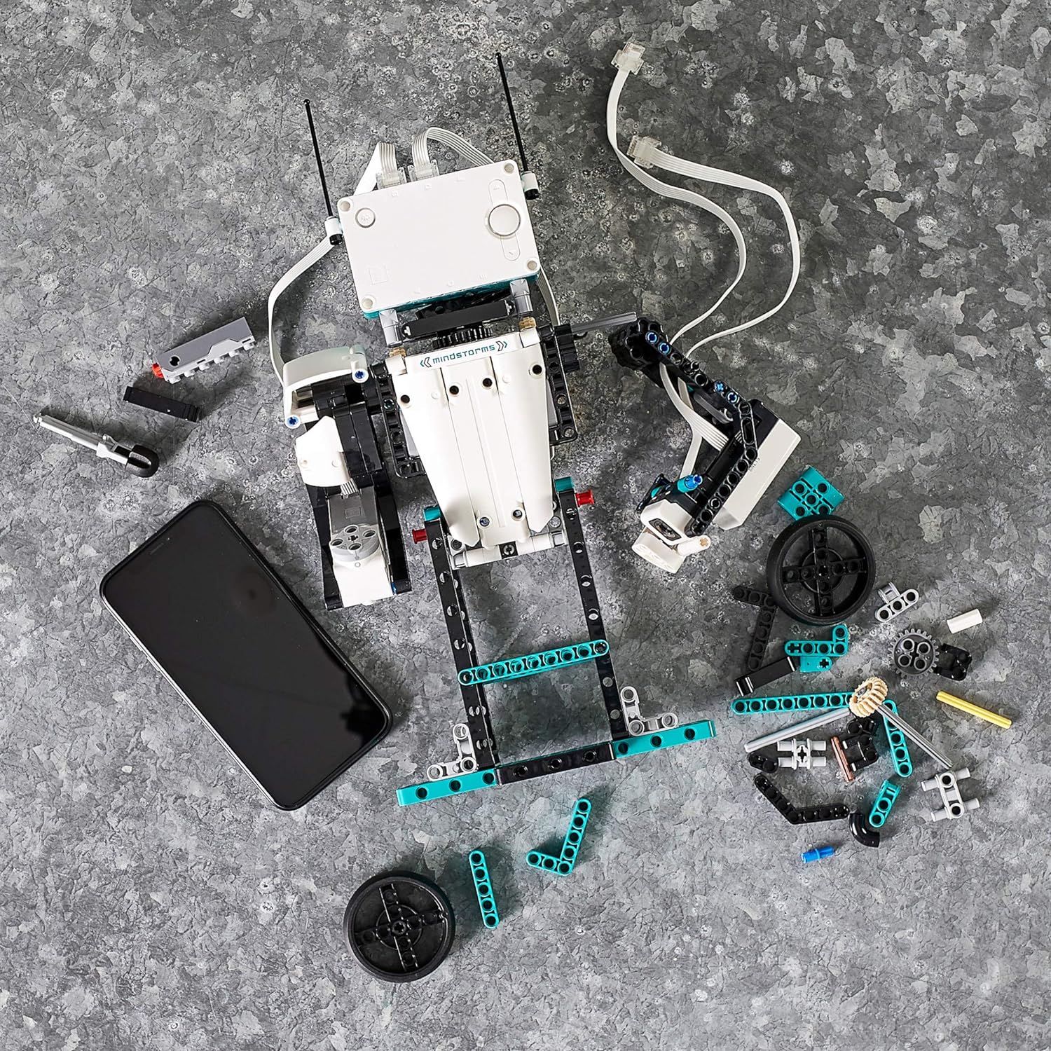 LEGO MINDSTORMS Robot Inventor Building Set: Unleash Your Child's Creativity and STEM Skills